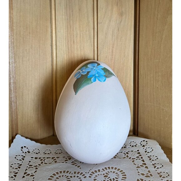 Hand-Painted Ceramic Egg-Shaped Trinket Box Floral Design Decorative Storage - Picture 8 of 8